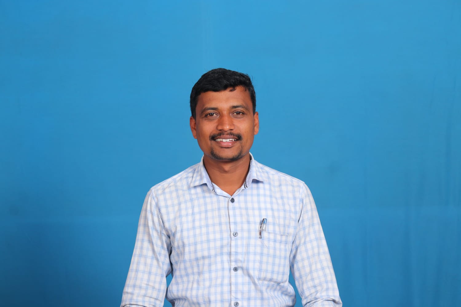 कर्मचारी